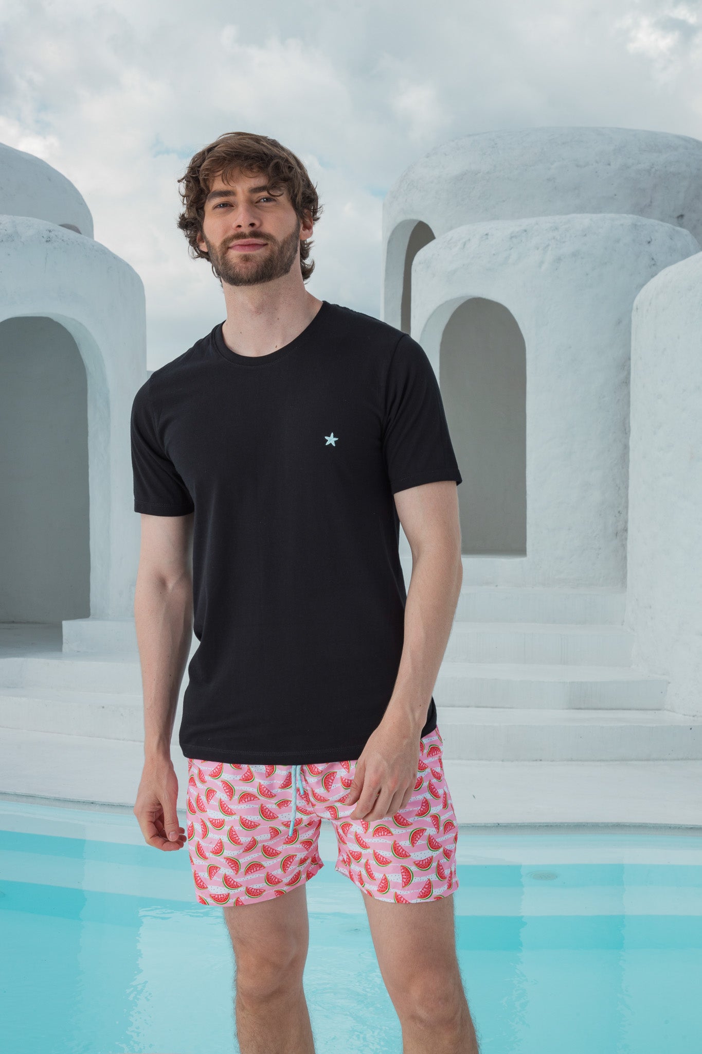 Camiseta Bordada Negra